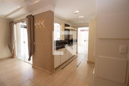 Casa de condomínio para alugar com 115m², 3 quartos e 2 vagasCozinha