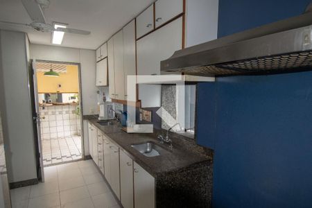Apartamento à venda com 364m², 4 quartos e 3 vagasCozinha