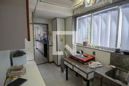 Apartamento à venda com 364m², 4 quartos e 3 vagasÁrea de Serviço