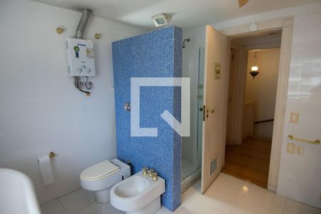 Apartamento à venda com 364m², 4 quartos e 3 vagasBanheiro