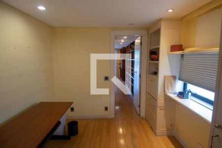 Apartamento à venda com 364m², 4 quartos e 3 vagasQuarto