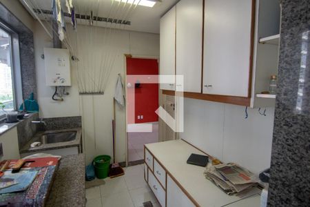 Apartamento à venda com 364m², 4 quartos e 3 vagasÁrea de Serviço