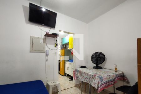Studio para alugar com 33m², 1 quarto e 1 vaga Studio para alugar com 33m², 1 quarto e 1 vagaKitnet