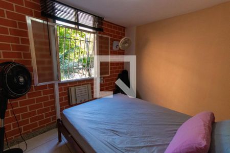 Quarto de apartamento à venda com 2 quartos, 60m² em Fátima, Niterói