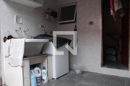 Casa à venda com 150m², 3 quartos e 2 vagasÁrea de Serviço