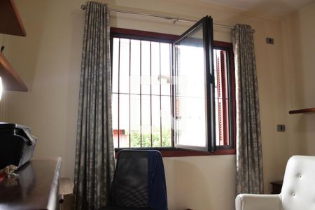 Casa à venda com 150m², 3 quartos e 2 vagasQuarto 3