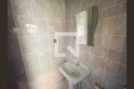 Casa à venda com 320m², 3 quartos e 2 vagas Casa à venda com 320m², 3 quartos e 2 vagasBanheiro da Suíte