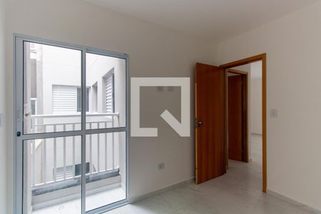 Quarto 1 de apartamento para alugar com 2 quartos, 47m² em Vila Ivone, São Paulo