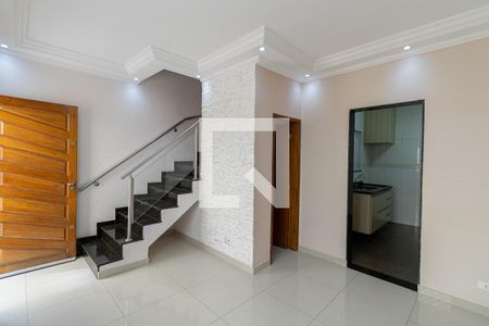 Sala de casa de condomínio para alugar com 2 quartos, 87m² em Vila Ré, São Paulo