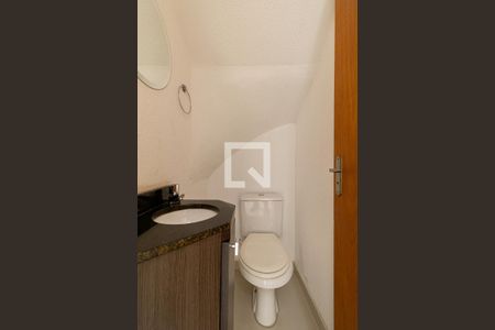 Lavabo de casa de condomínio para alugar com 2 quartos, 87m² em Vila Ré, São Paulo