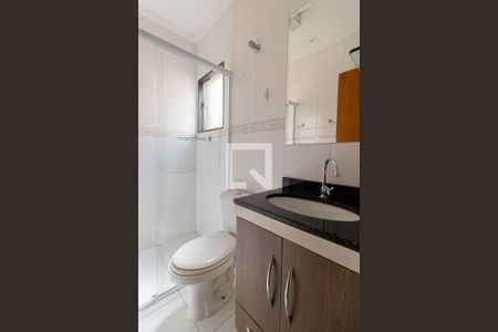 Casa de condomínio para alugar com 87m², 2 quartos e 1 vaga Casa de condomínio para alugar com 87m², 2 quartos e 1 vagaBanheiro da Suíte 1