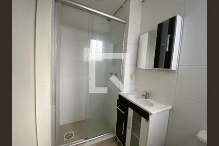 Banheiro  de apartamento à venda com 2 quartos, 50m² em Passo das Pedras, Porto Alegre