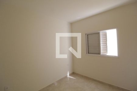 Quarto 1 de apartamento para alugar com 2 quartos, 50m² em Jardim Inconfidência, Uberlândia