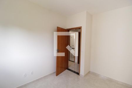Quarto 1 de apartamento para alugar com 2 quartos, 50m² em Jardim Inconfidência, Uberlândia