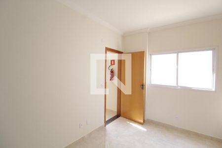 Sala de apartamento para alugar com 2 quartos, 50m² em Jardim Inconfidência, Uberlândia