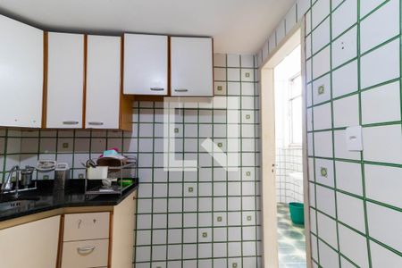 Apartamento à venda com 131m², 2 quartos e 1 vagaCozinha 