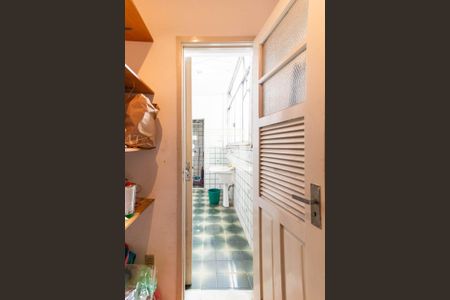 Apartamento à venda com 131m², 2 quartos e 1 vagaDespensa