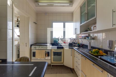 Apartamento à venda com 125m², 2 quartos e 3 vagasCozinha
