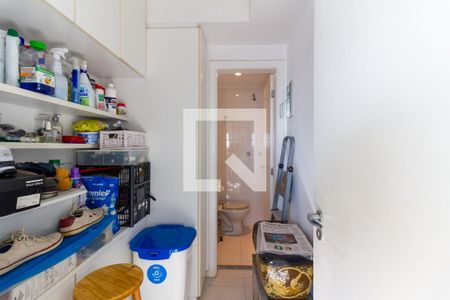Apartamento à venda com 125m², 2 quartos e 3 vagasQuarto de Serviço