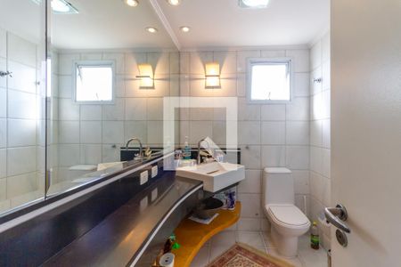 Apartamento à venda com 125m², 2 quartos e 3 vagasBanheiro da Suíte 1