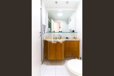 Apartamento à venda com 125m², 2 quartos e 3 vagasBanheiro Social