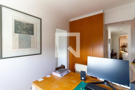 Apartamento à venda com 125m², 2 quartos e 3 vagasEscritório