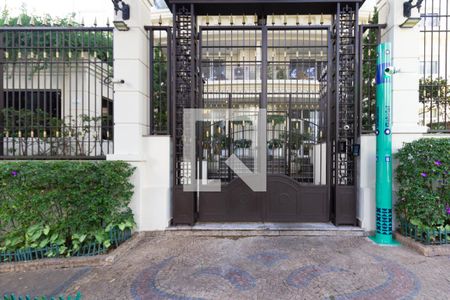 Apartamento à venda com 125m², 2 quartos e 3 vagasFachada