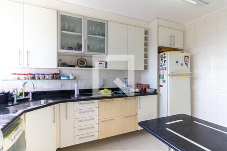 Apartamento à venda com 125m², 2 quartos e 3 vagasCozinha