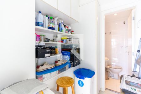 Apartamento à venda com 125m², 2 quartos e 3 vagasQuarto de Serviço
