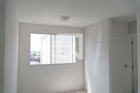 Sala de apartamento para alugar com 2 quartos, 40m² em Jardim do Lago, São Paulo