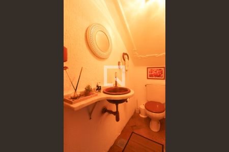 Casa para alugar com 388m², 4 quartos e 2 vagasLavabo