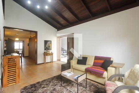 Sala de casa à venda com 4 quartos, 388m² em Jardim Itu, Porto Alegre