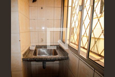 Apartamento à venda com 56m², 3 quartos e 1 vagaÁrea de Serviço