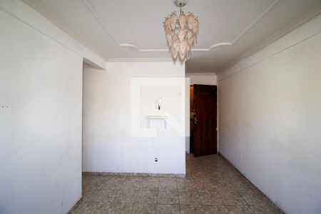 Sala de apartamento para alugar com 3 quartos, 56m² em Pirajá, Belo Horizonte