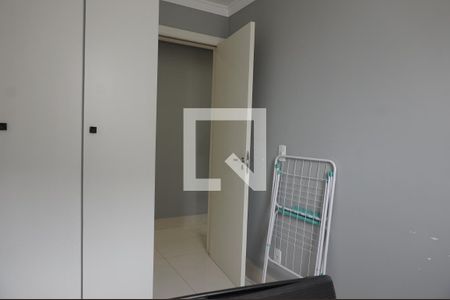 Quarto 2 de apartamento para alugar com 2 quartos, 43m² em Jardim Íris, São Paulo