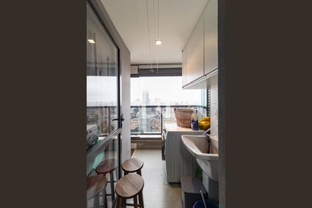 Apartamento à venda com 99m², 3 quartos e 2 vagasLavanderia