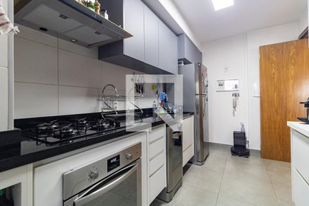 Apartamento à venda com 99m², 3 quartos e 2 vagasCozinha