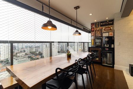 Apartamento à venda com 99m², 3 quartos e 2 vagasVaranda 