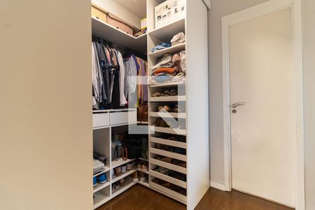 Apartamento à venda com 99m², 3 quartos e 2 vagasCloset da Suíte
