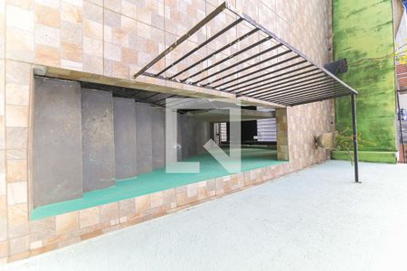 Casa para alugar com 125m², 2 quartos e sem vagaEscada