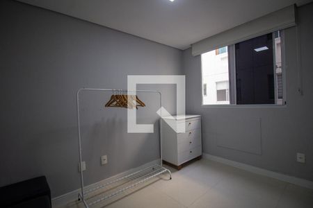 Quarto 2 de apartamento para alugar com 2 quartos, 43m² em Recreio dos Bandeirantes, Rio de Janeiro