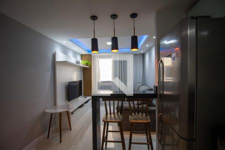 Apartamento para alugar com 43m², 2 quartos e 1 vaga Apartamento para alugar com 43m², 2 quartos e 1 vagaCozinha e Área de Serviço