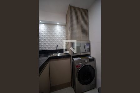 Apartamento para alugar com 43m², 2 quartos e 1 vaga Apartamento para alugar com 43m², 2 quartos e 1 vagaCozinha e Área de Serviço