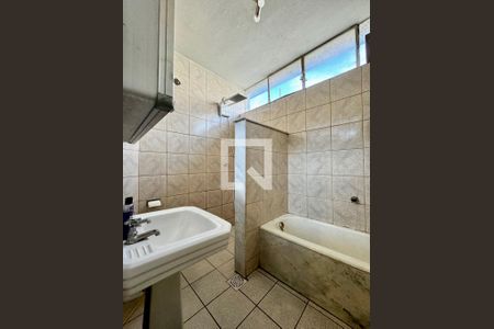 Banheiro de apartamento à venda com 3 quartos, 110m² em Cidade Jardim, Belo Horizonte
