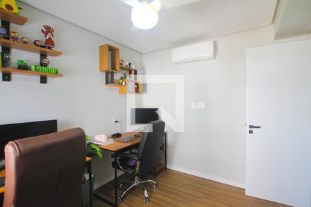 Quarto 1 de apartamento para alugar com 3 quartos, 67m² em São Sebastião, Porto Alegre