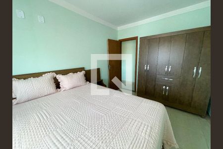 Casa à venda com 330m², 2 quartos e 4 vagas Casa à venda com 330m², 2 quartos e 4 vagasQuarto 1 - suite