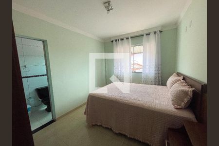 Casa à venda com 330m², 2 quartos e 4 vagas Casa à venda com 330m², 2 quartos e 4 vagasQuarto 1 - suite