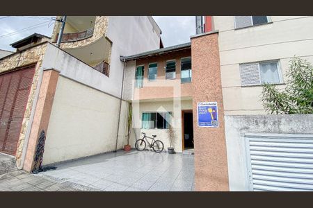 Casa de condomínio à venda com 150m², 3 quartos e 1 vagaFachada