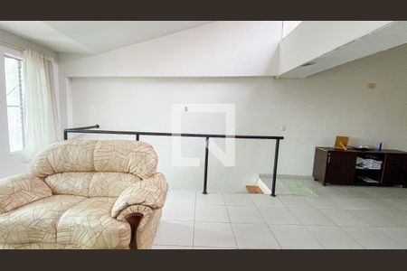 Casa de condomínio à venda com 150m², 3 quartos e 1 vagaSegundo andar sala 2