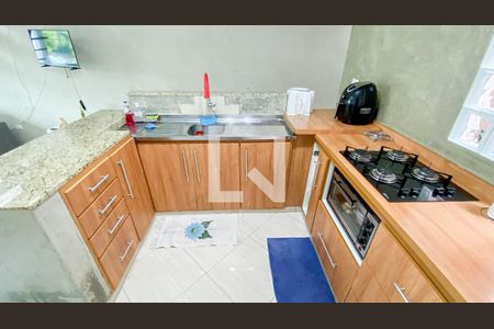 Casa de condomínio à venda com 150m², 3 quartos e 1 vagaCozinha 